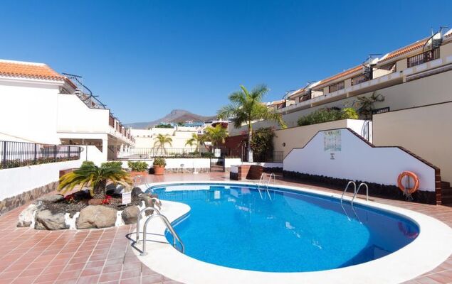 Jacqui Fewo - Photo 1