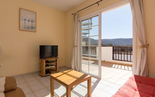 Jacqui Fewo - Photo 6